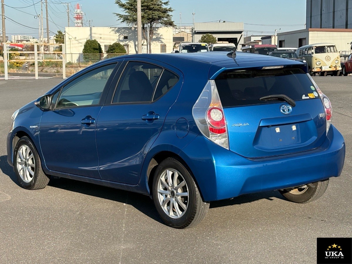 2015 Toyota Aqua