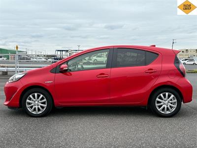 2019 Toyota Aqua - Thumbnail