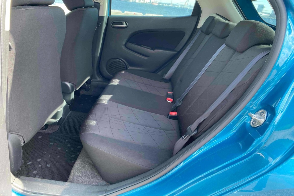 2012 Mazda Demio