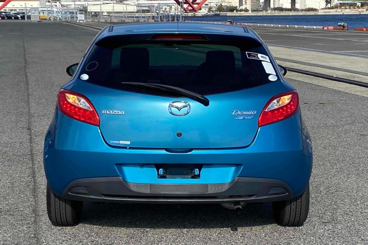2012 Mazda Demio