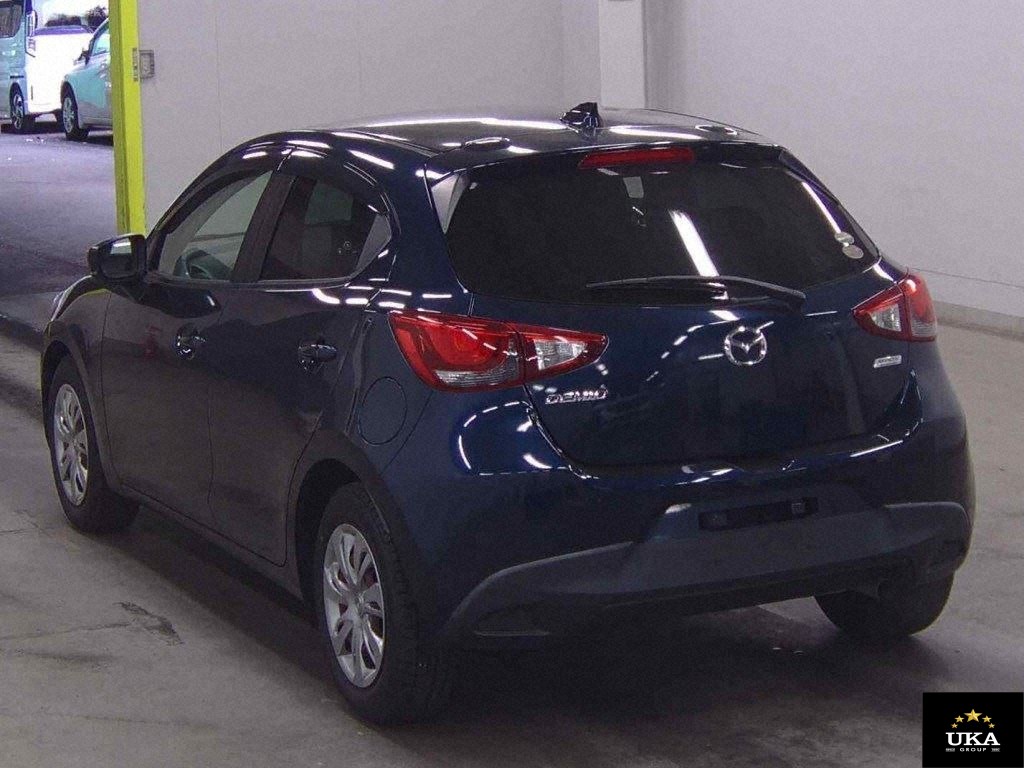 2016 Mazda Demio
