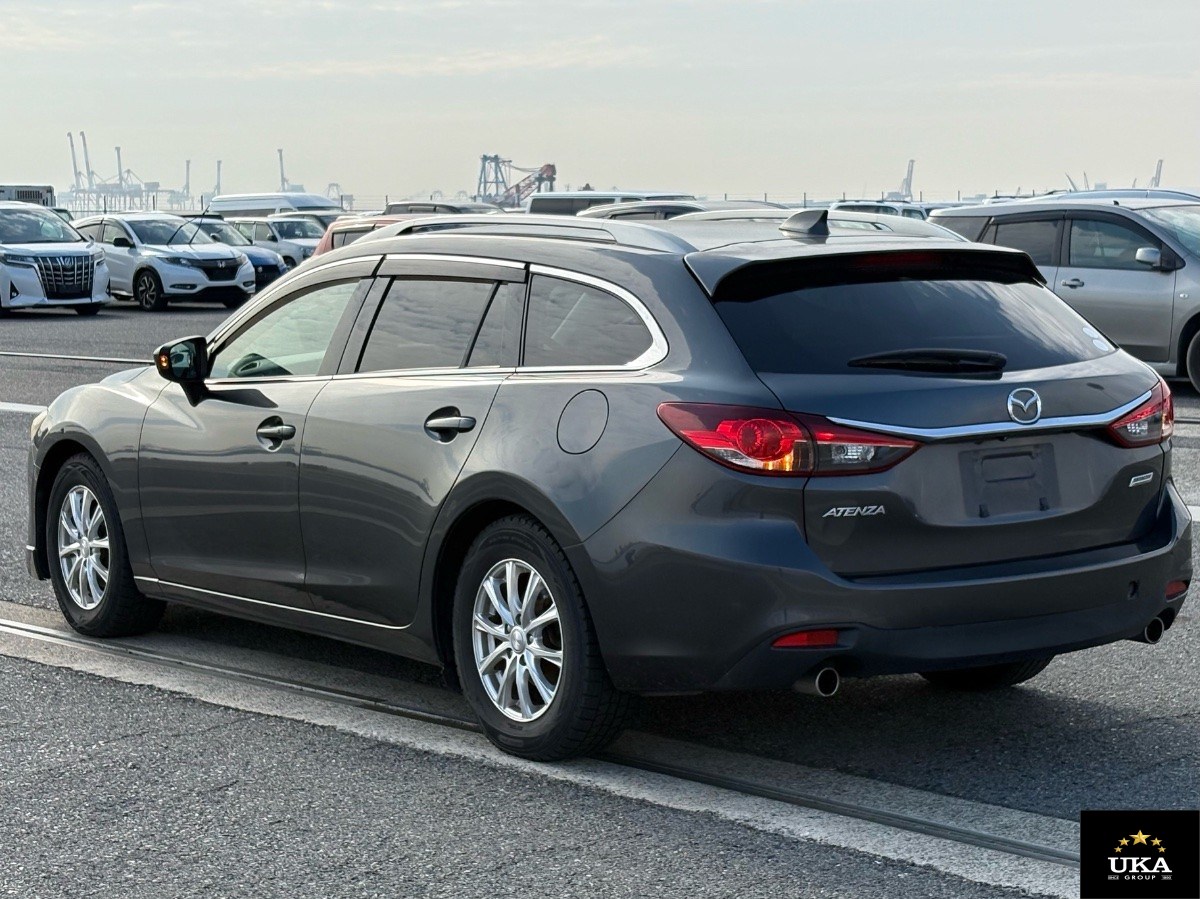 2013 Mazda Atenza