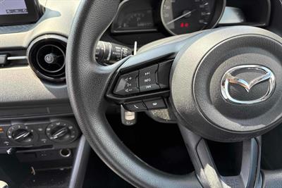 2020 Mazda 2 - Thumbnail