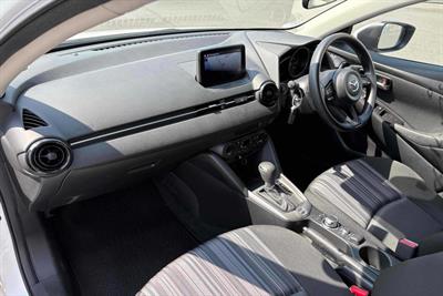 2020 Mazda 2 - Thumbnail