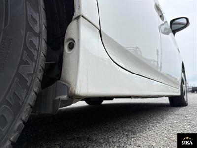 2014 Toyota Prius - Thumbnail