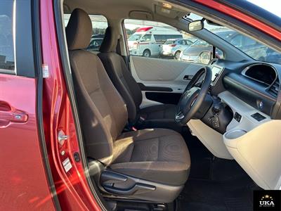 2017 Toyota Sienta - Thumbnail