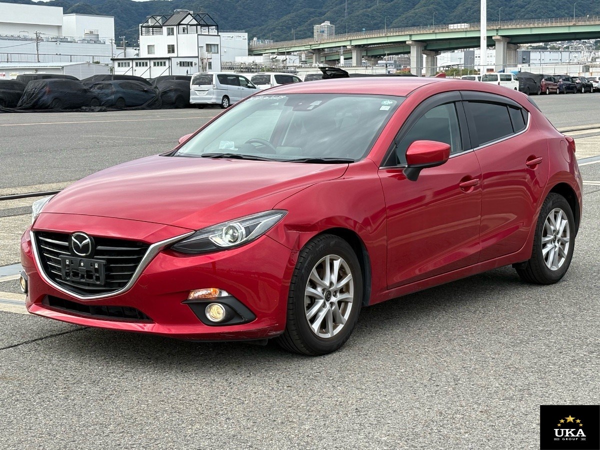 2016 Mazda Axela