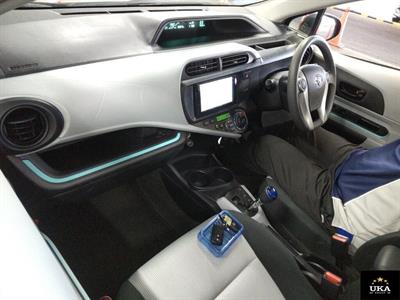2012 Toyota Aqua - Thumbnail
