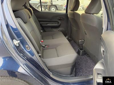 2017 Toyota Aqua - Thumbnail