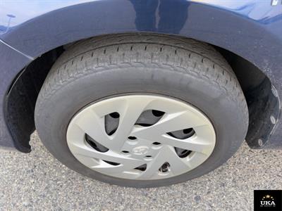 2017 Toyota Aqua - Thumbnail