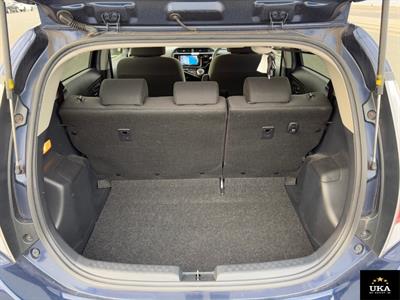 2017 Toyota Aqua - Thumbnail