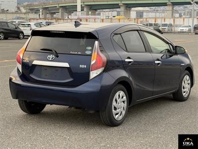 2017 Toyota Aqua - Thumbnail