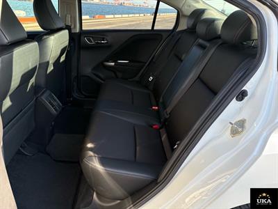 2015 Honda Grace - Thumbnail