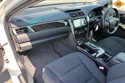 2013 Toyota Camry - Thumbnail
