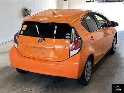 2015 Toyota Aqua - Thumbnail