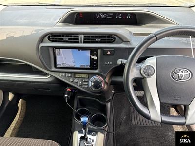 2014 Toyota Aqua - Thumbnail