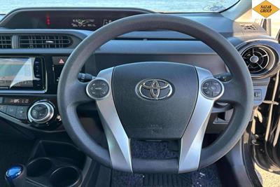 2017 Toyota Aqua - Thumbnail
