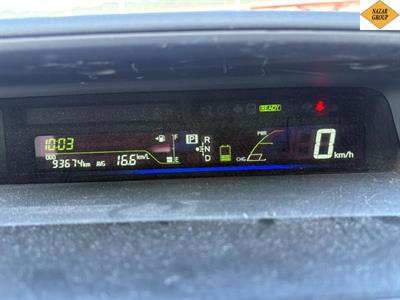 2013 Toyota Prius - Thumbnail