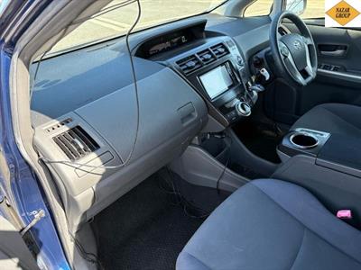 2013 Toyota Prius - Thumbnail