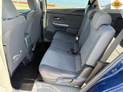 2013 Toyota Prius - Thumbnail