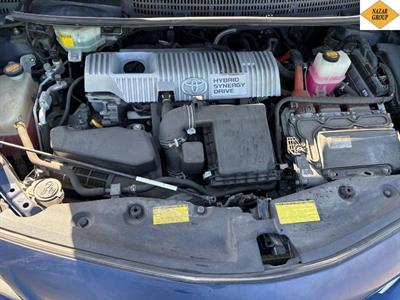 2013 Toyota Prius - Thumbnail