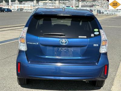 2013 Toyota Prius - Thumbnail