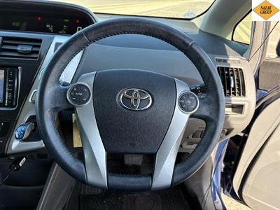 2013 Toyota Prius - Thumbnail