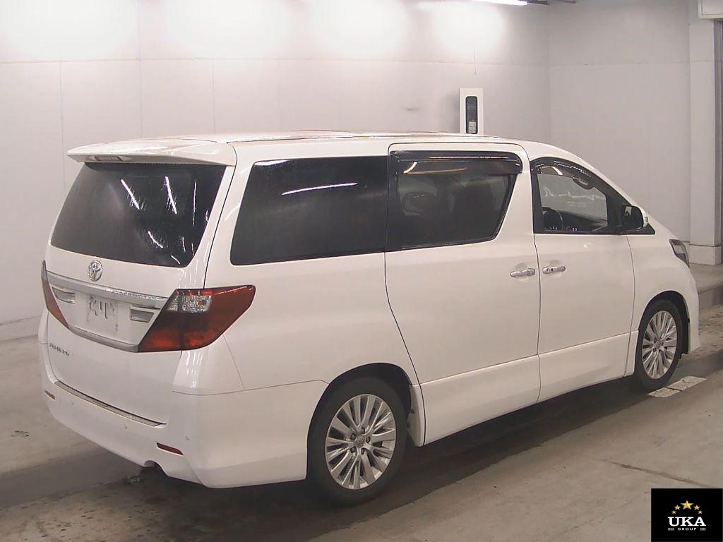2012 Toyota Alphard