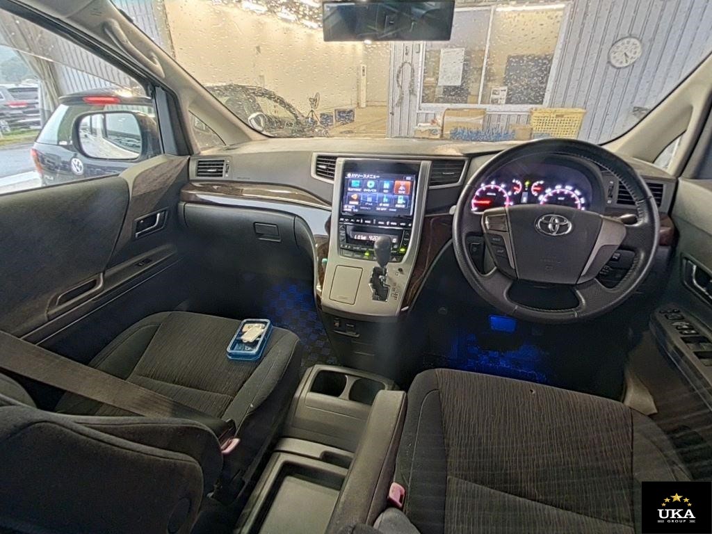 2012 Toyota Alphard