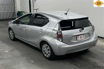 2013 Toyota Aqua - Thumbnail