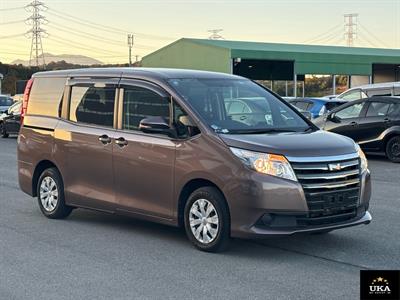2016 Toyota Noah