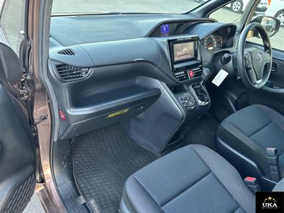 2016 Toyota Noah - Thumbnail