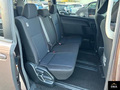 2016 Toyota Noah - Thumbnail