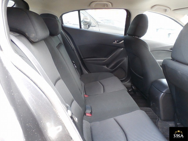 2015 Mazda Axela