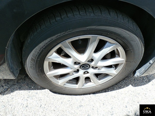 2015 Mazda Axela