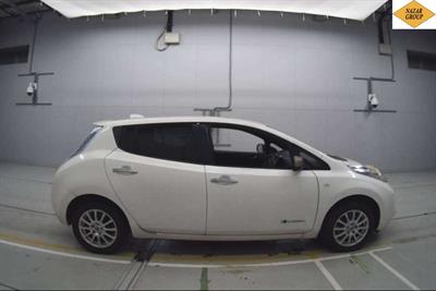 2014 Nissan Leaf - Thumbnail