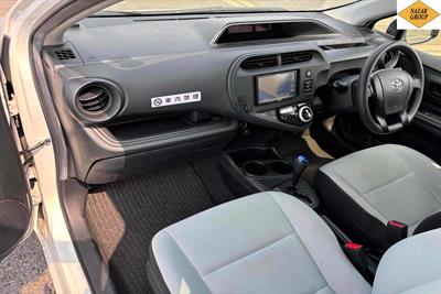 2019 Toyota Aqua - Thumbnail