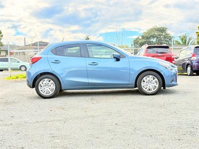 2016 Mazda Demio - Thumbnail