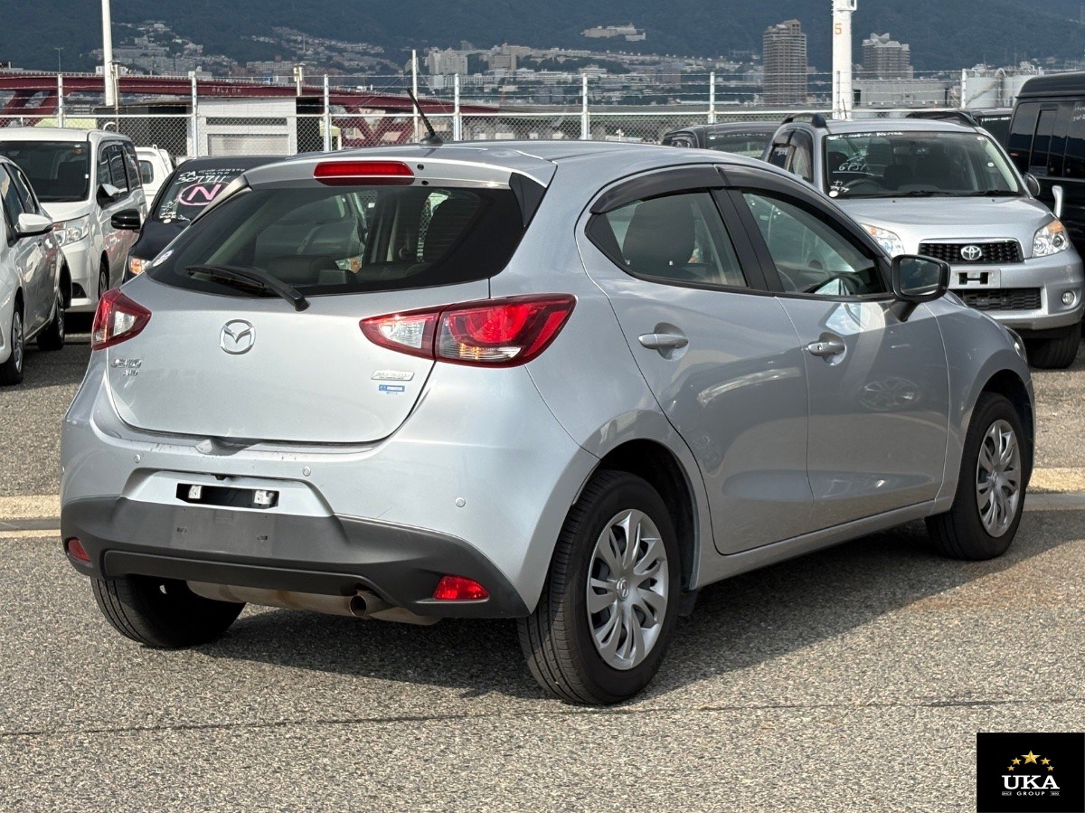 2018 Mazda Demio