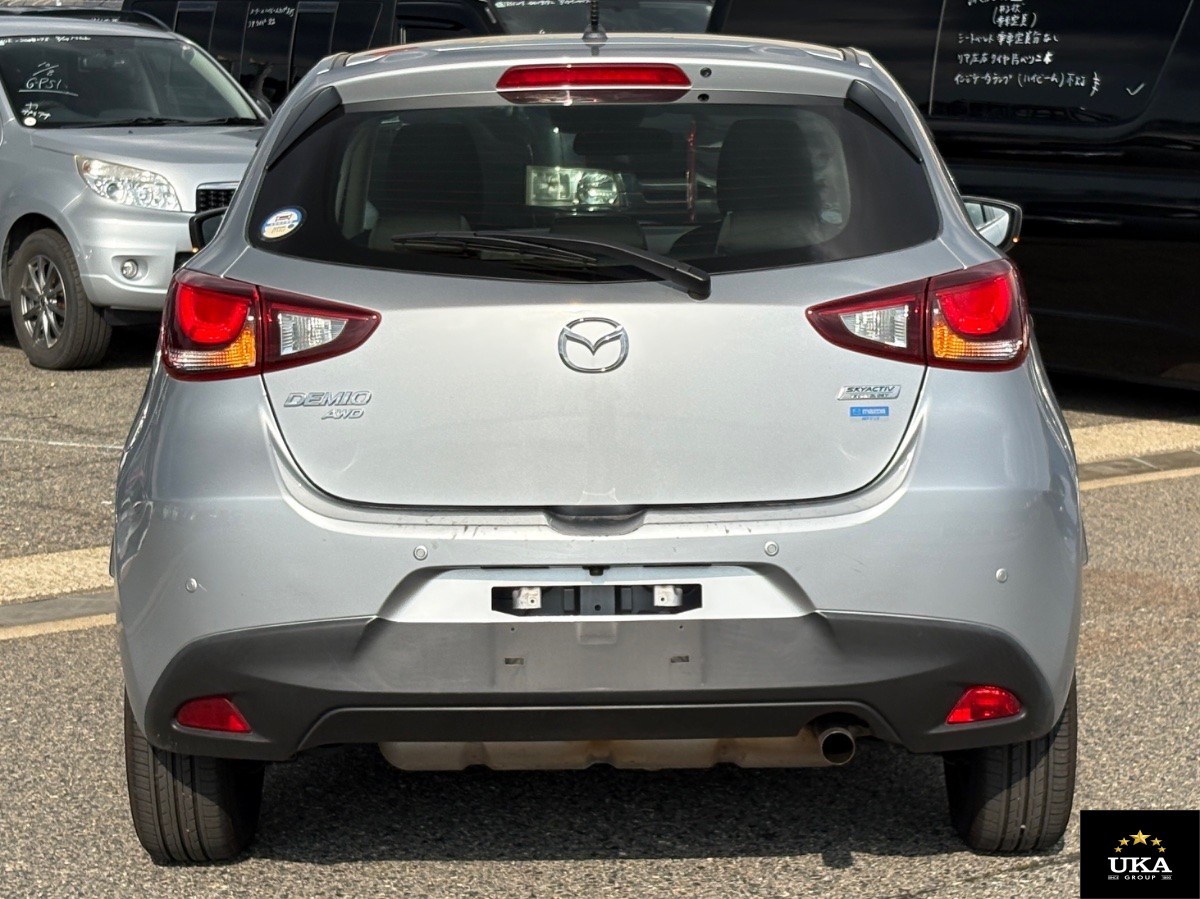 2018 Mazda Demio
