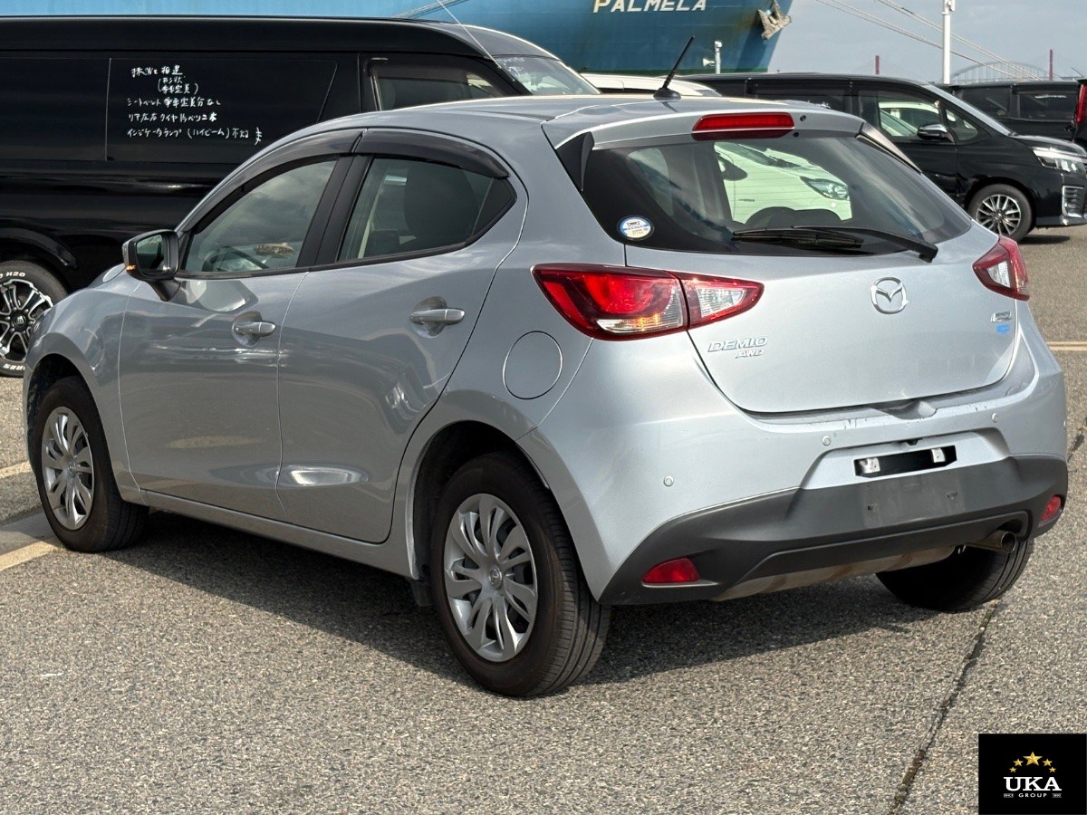 2018 Mazda Demio