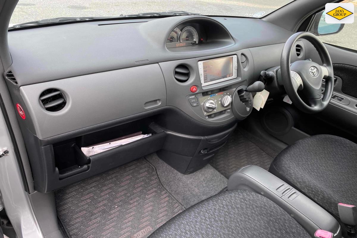 2014 Toyota Sienta