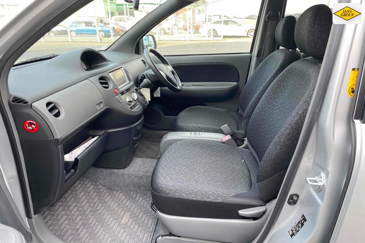 2014 Toyota Sienta
