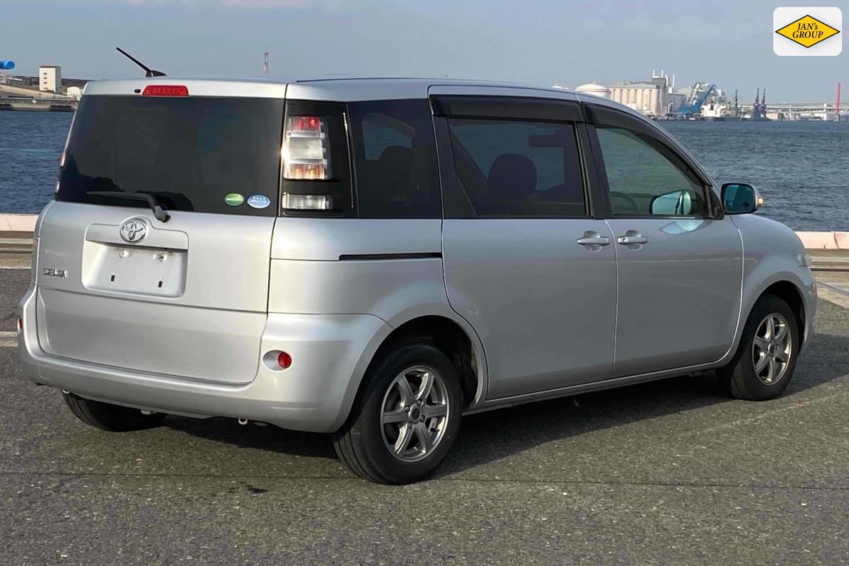 2014 Toyota Sienta