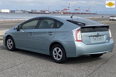 2013 Toyota Prius - Thumbnail