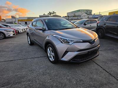 2019 Toyota C-HR - Thumbnail
