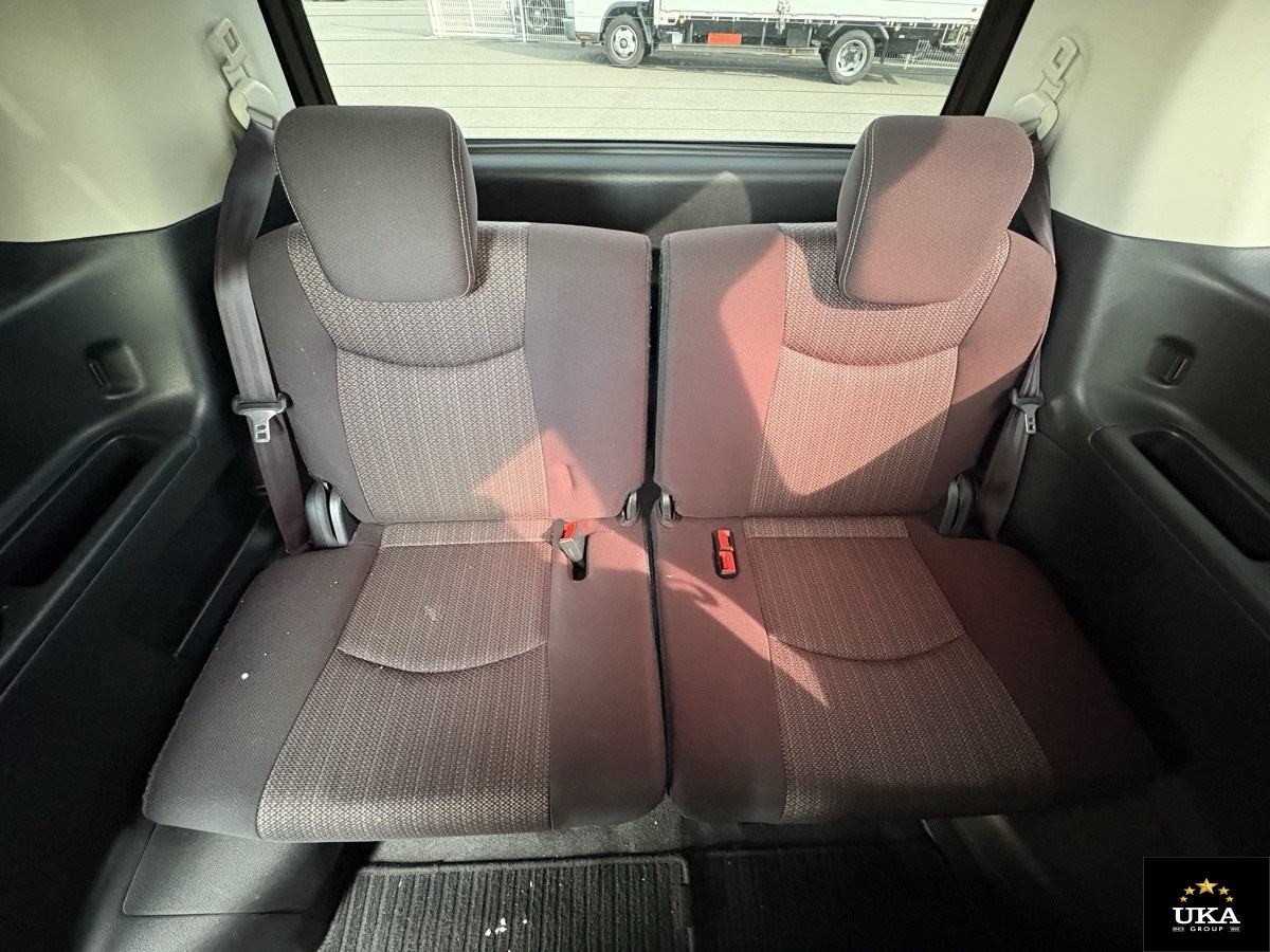 2015 Nissan Serena