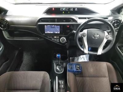 2015 Toyota Aqua - Thumbnail