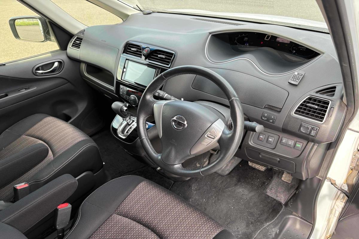 2015 Nissan Serena