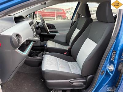 2012 Toyota Aqua - Thumbnail